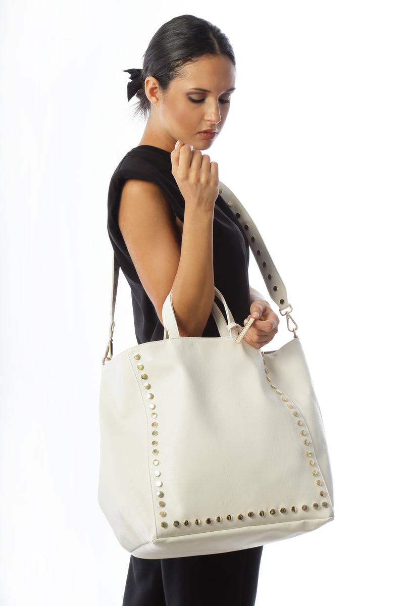 Paola T. Shopper con rivetti e pendente oro Sottocosto
