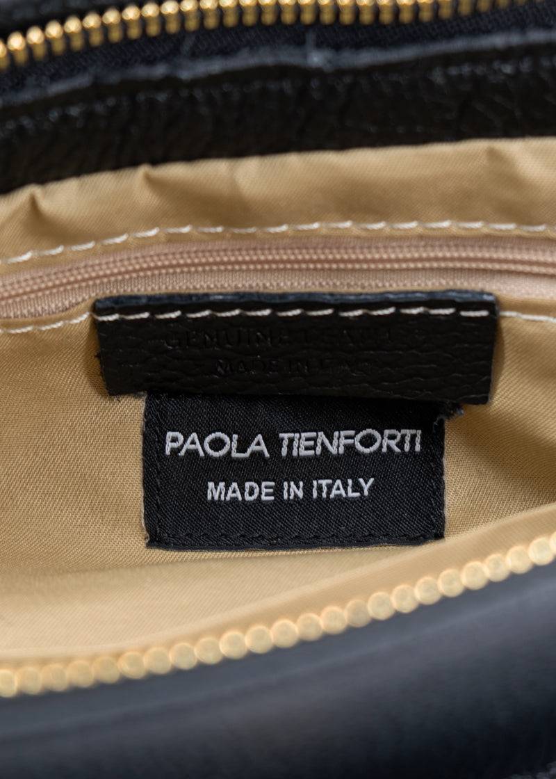 Paola T. Baguette medium in pelle morbida con dettagli oro Vendita Calda