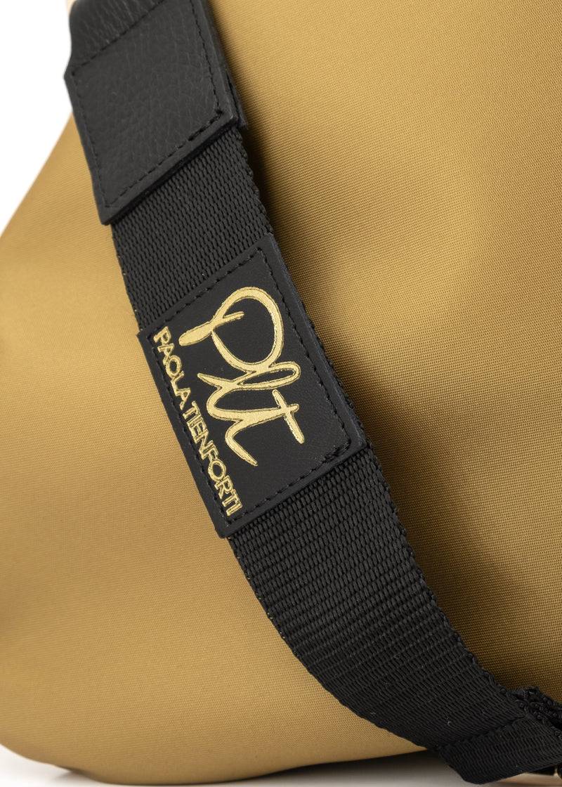Paola T. Sacca hobo in nylon con dettagli oro Spedizione Gratuita