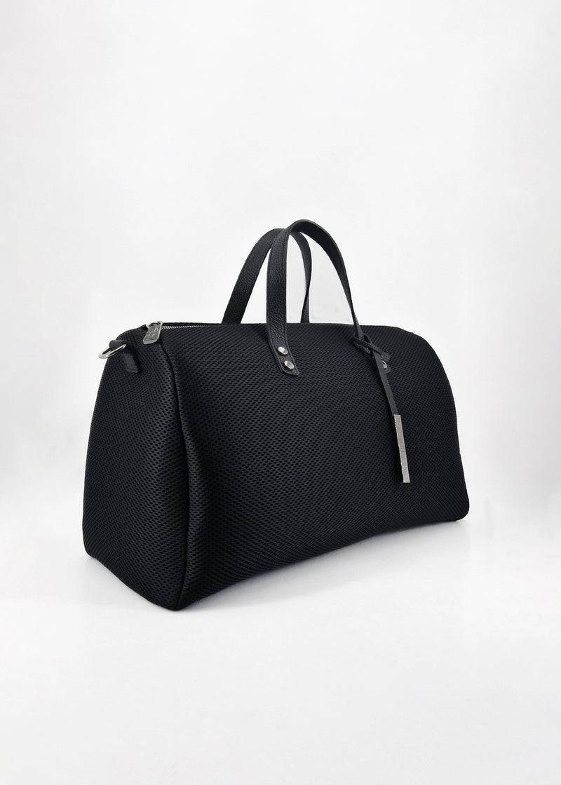 Paola T. Bauletto large in traforato con dettagli argento Officina