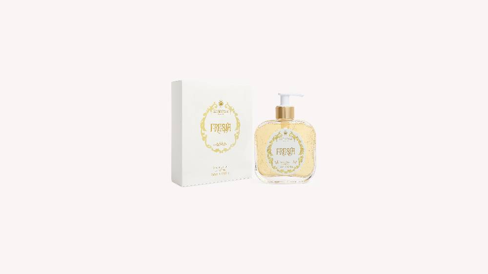 SANTA MARIA NOVELLA SAPONE LIQUIDO FRESIA 250ML 3236001250ML SKU: 3236001250ML Prezzo Ridotto