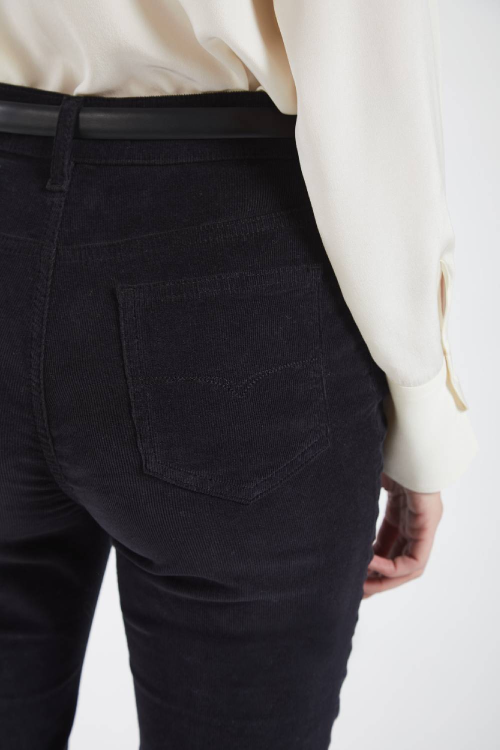 Piazza Sempione JENNIFER Pantalone bootcut con ricamo monogram Fino Al -60%
