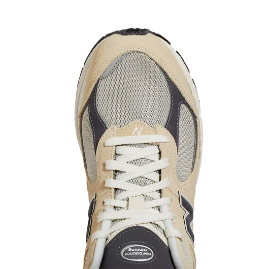 NEW BALANCE SNEAKER 2002 RFA Economico