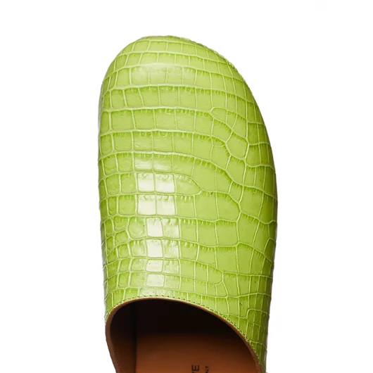 FIGURE DECORATIVE ZOCCOLI IN PELLE E LEGNO Lightning offer