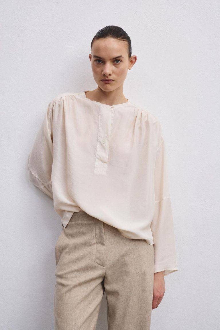 Pomandere Camicia con abbottonatura polo in habutai di seta Vendita Calda