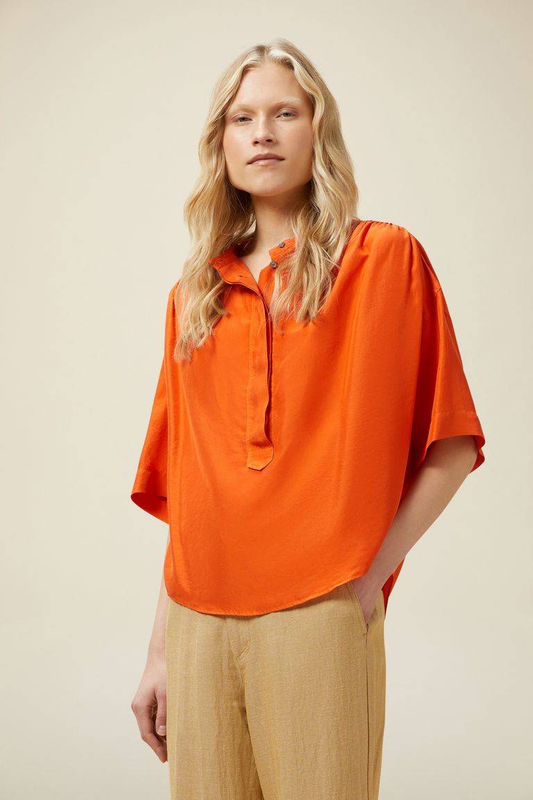 Pomandere Camicia con abbottonatura a polo Moda