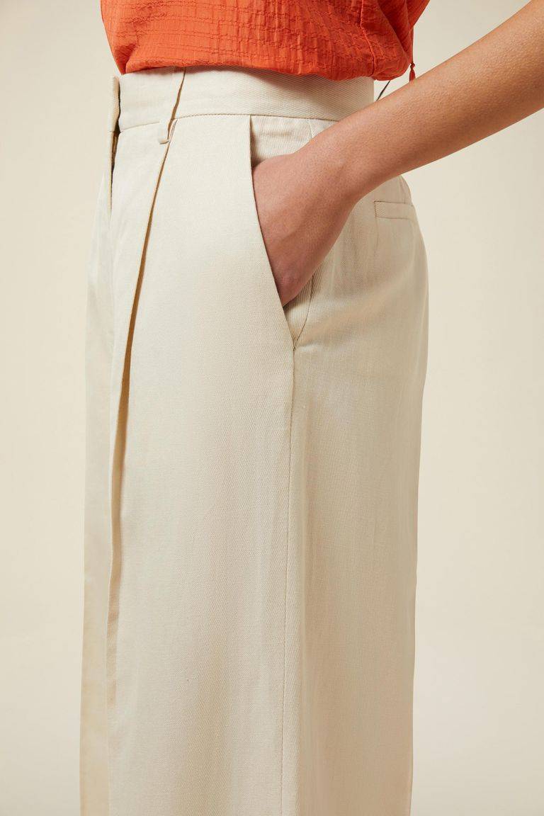 Pomandere Pantalone con pinces Nuovo