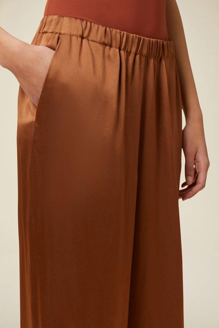 Pomandere Pantalone ampio con elastico in vita lucido Qualità