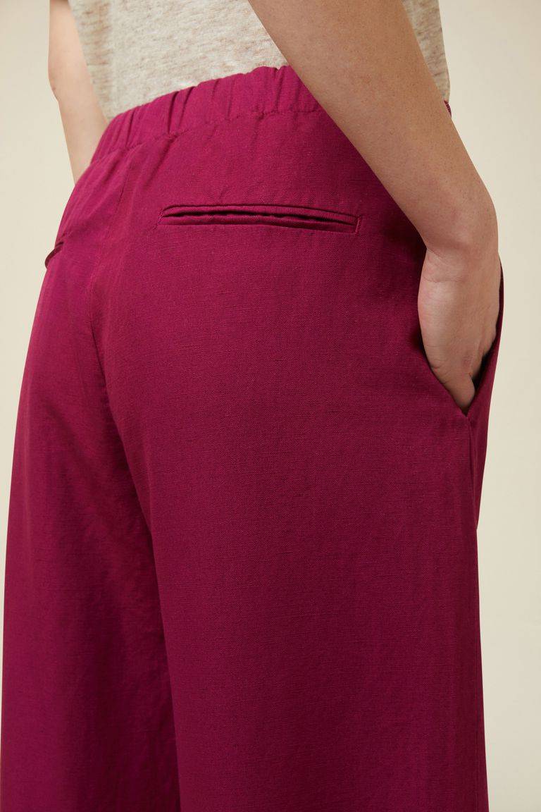 Pomandere Pantalone con gamba leggermente ampia Sottocosto