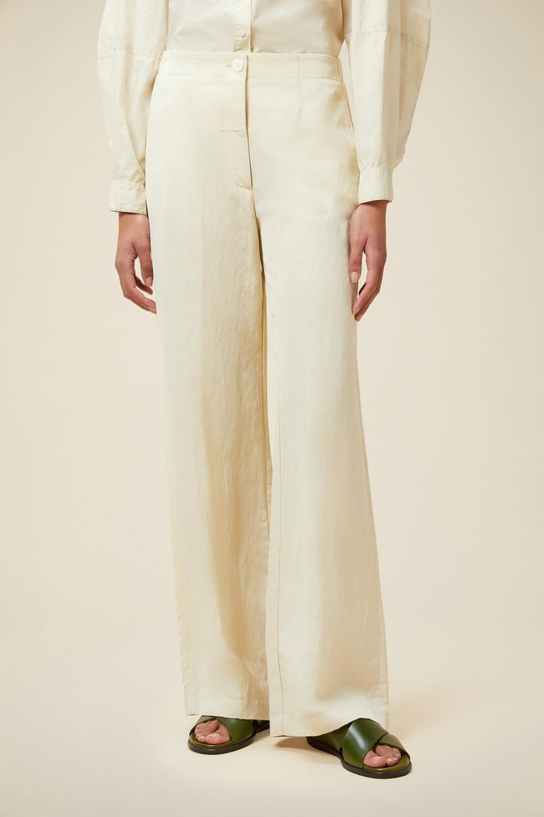 Pomandere Pantalone con gamba leggermente ampia Convenienza