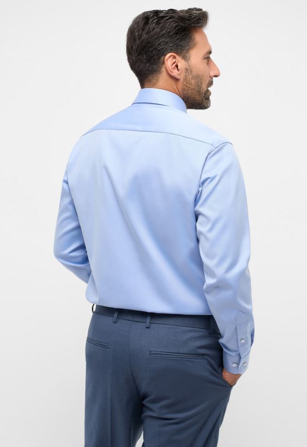 Eterna Camicia azzurra eterna modern fit collo classico italiano Pezzi Unici