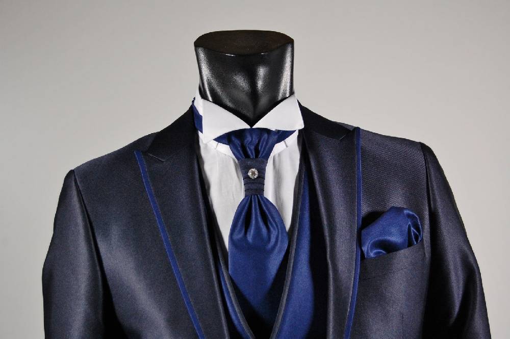 Musani Milano Cerimonia Abito da sposo slim fit musani cerimonia in colore blu e nero I Più Venduti