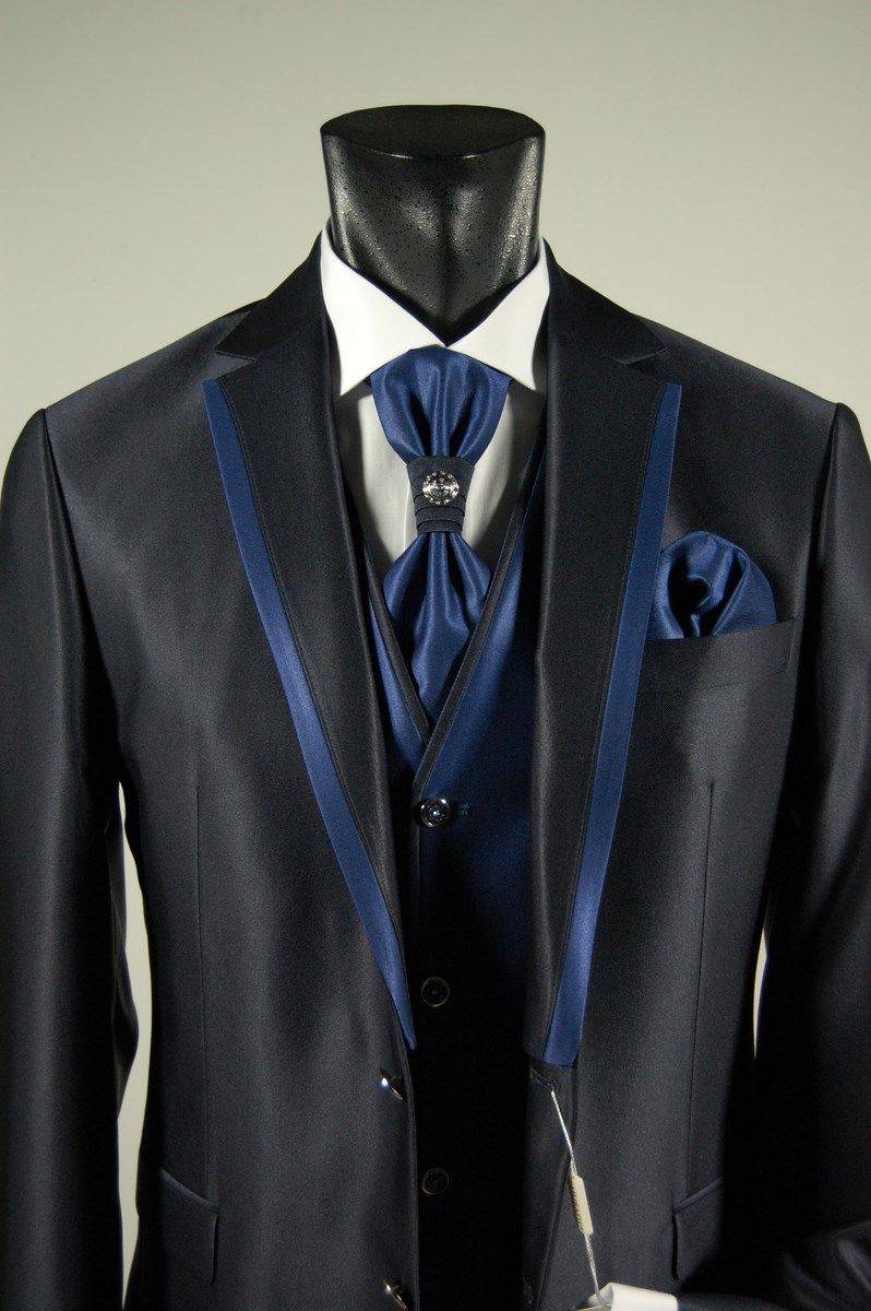 Musani Milano Cerimonia Abito blu musani milano cerimonia completo di gilet cravatta e camicia 2025