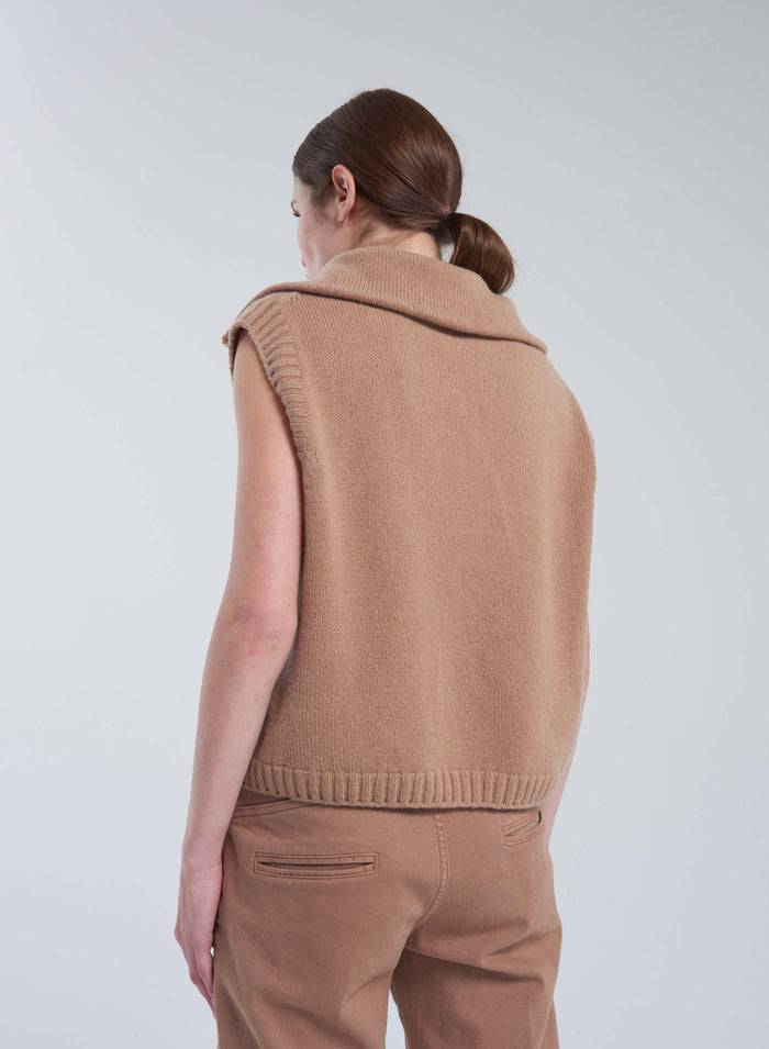 Lorena Antoniazzi GILET IN CASHMERE Italy