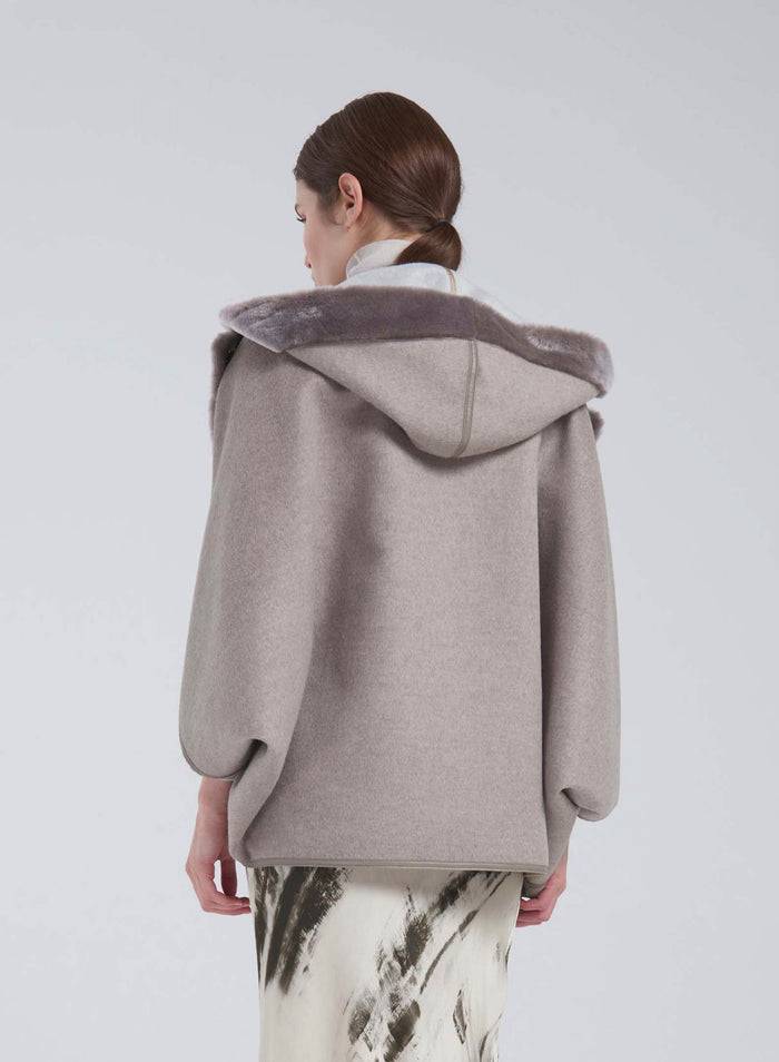 Lorena Antoniazzi CAPPOTTO IN MONTONE Sconto