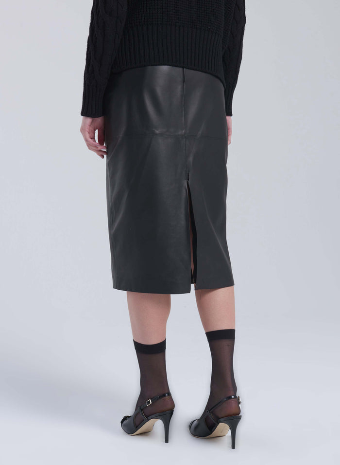 Lorena Antoniazzi GONNA MIDI IN NAPPA Prezzo Ridotto