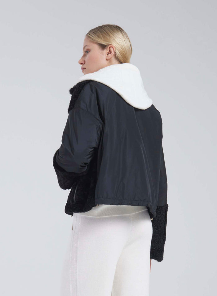 Lorena Antoniazzi GIACCA IN NYLON E MONTONE In Vendita