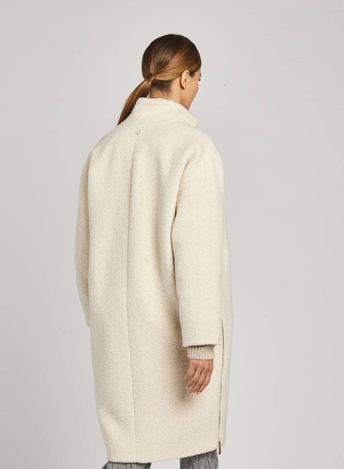 Lorena Antoniazzi CAPPOTTO BOUCLE' IN ALPACA Vendite Flash