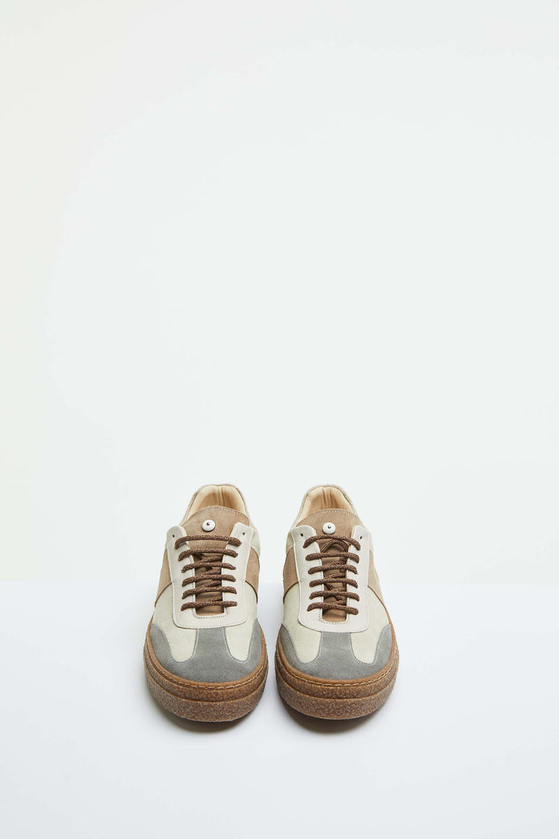Lubiam Sneaker stringate bianco latte dettagli in contrasto Sneaker stringate bianco latte dettagli in contrasto