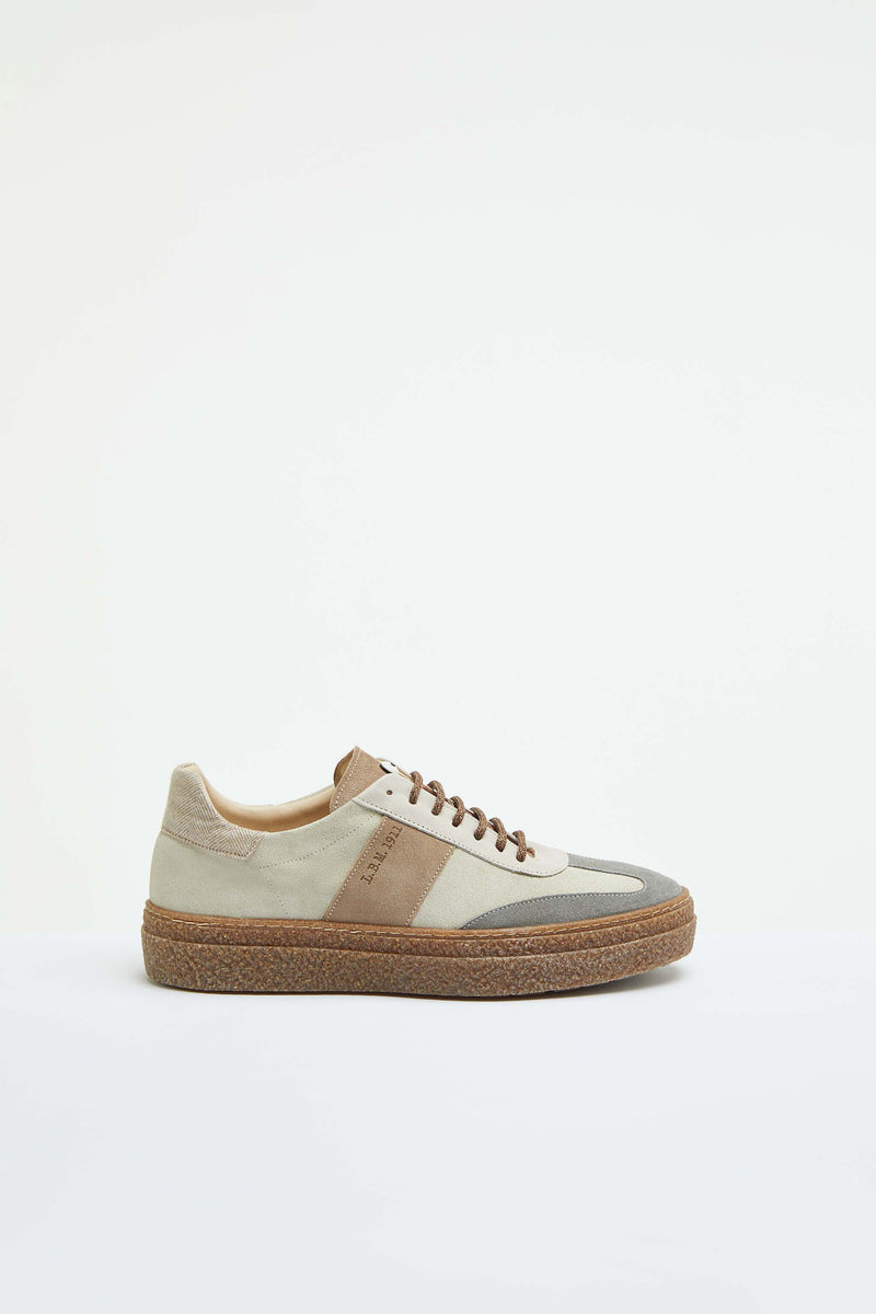Lubiam Sneaker stringate bianco latte dettagli in contrasto Sneaker stringate bianco latte dettagli in contrasto Outlet