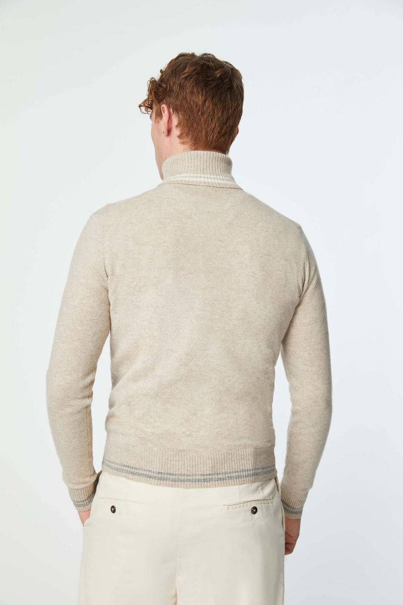 Lubiam Maglia dolcevita con dettagli in contrasto beige Maglia dolcevita con dettagli in contrasto beige Qualità