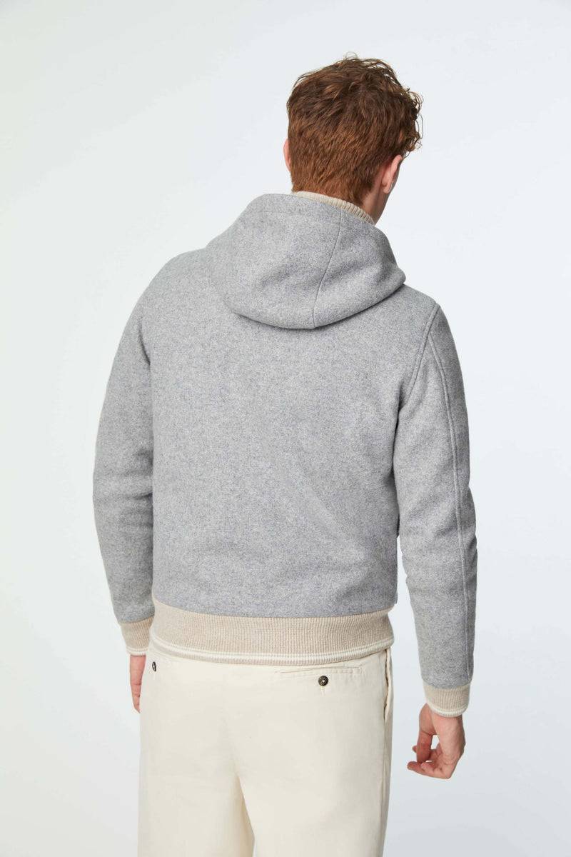 Lubiam Felpa con zip grigia con dettagli in contrasto Felpa con zip grigia con dettagli in contrasto Economico