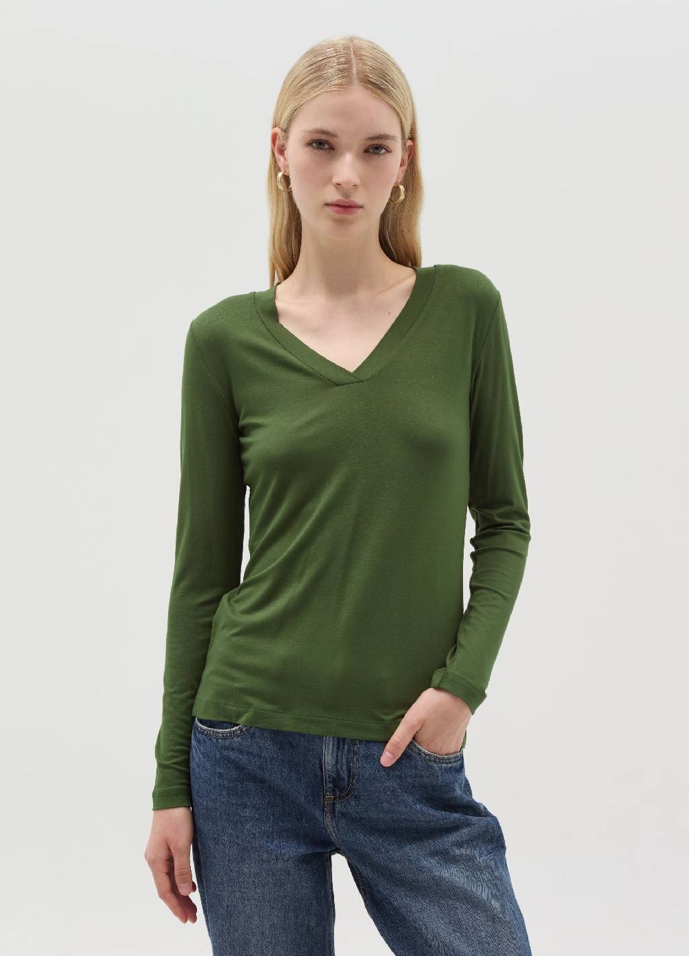 OVS T-shirt in viscosa stretch con scollo a V Online