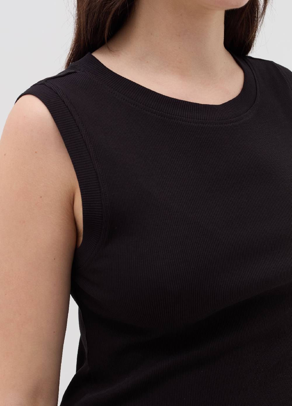 MYA Tank top a costine sottili Curvy Vendite Flash