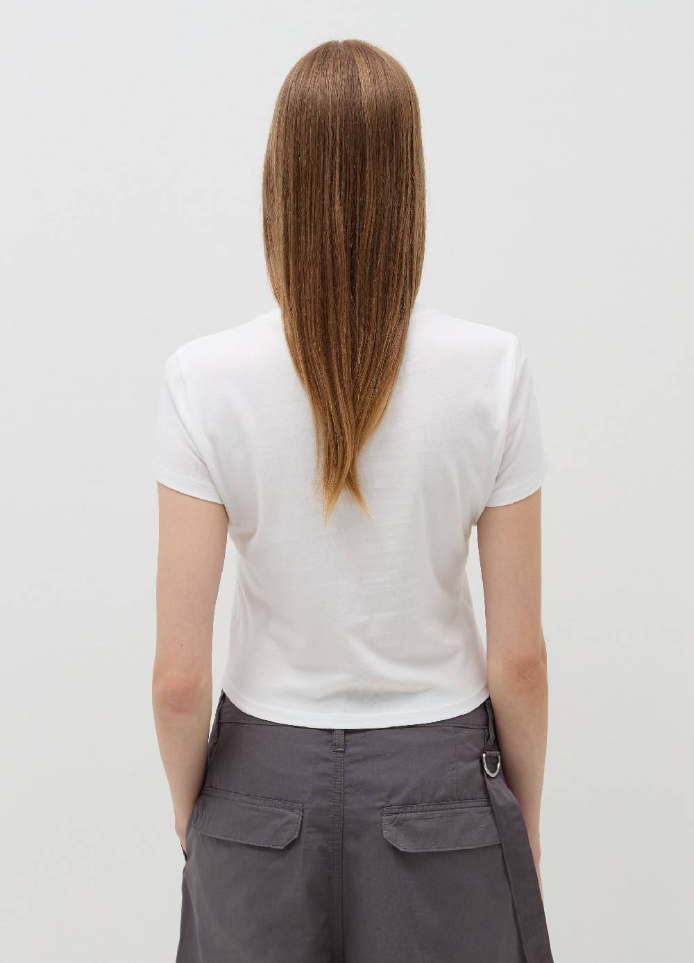 B. ANGEL T-shirt crop con ricamo lettering Affare Del Giorno