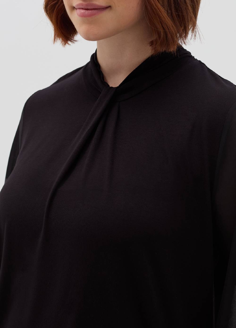MYA T-shirt in viscosa stretch con nodo Curvy Convenienza