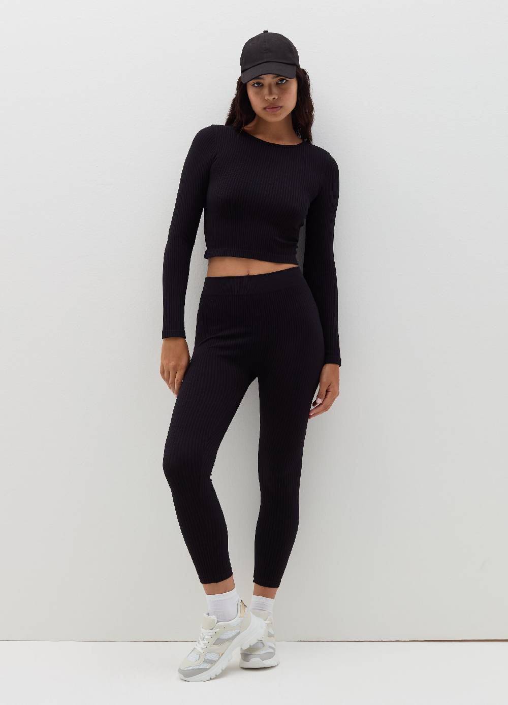 B. ANGEL T-shirt crop a costine con maniche lunghe Qualità Garantita
