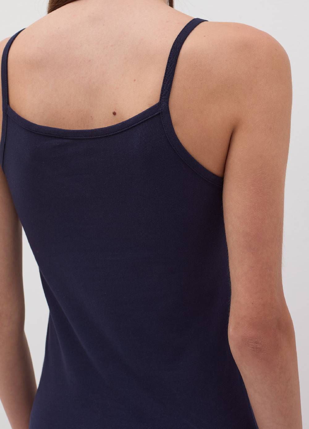 OVS Canotta in cotone bio con scollo a V Saldi