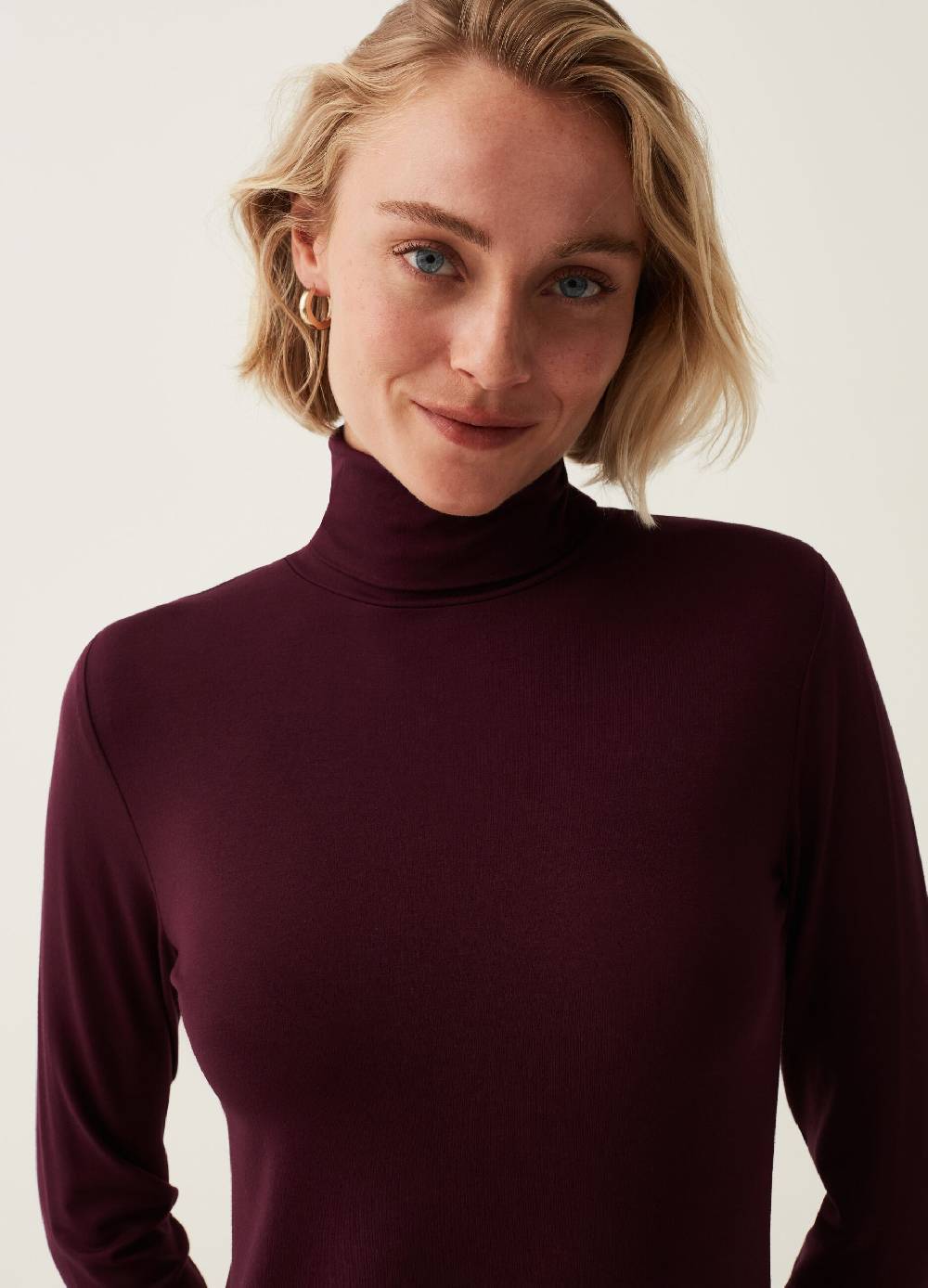 OVS T-shirt a collo alto con maniche lunghe Offerta