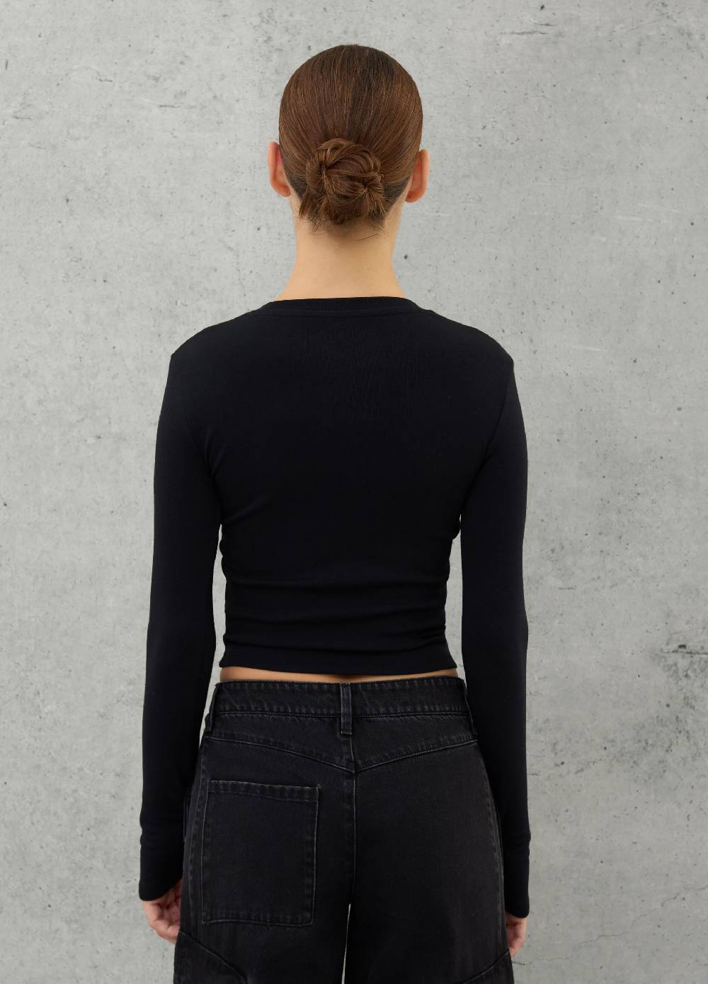 UTOPJA Crop Longsleeve T-shirt Black Negozio