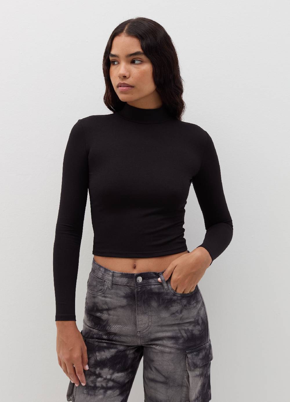 B. ANGEL T-shirt mock neck con maniche lunghe Italia