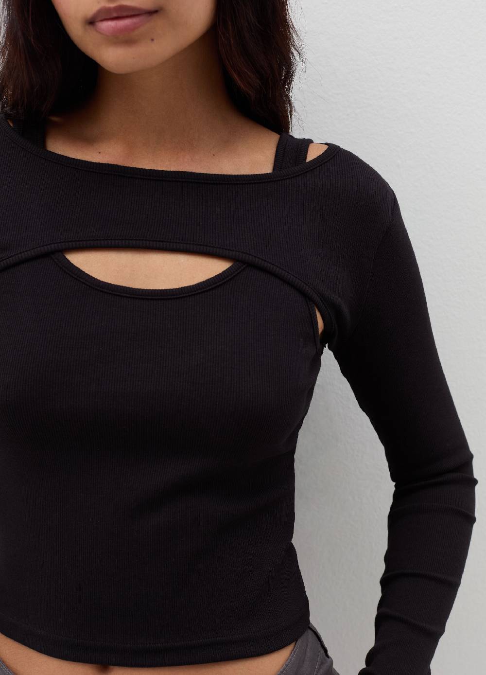 B. ANGEL T-shirt a maniche lunghe con dettaglio cut out Moda