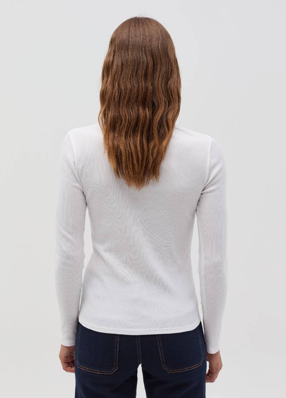 OVS T-shirt a costine sottili con scollo a V 2025