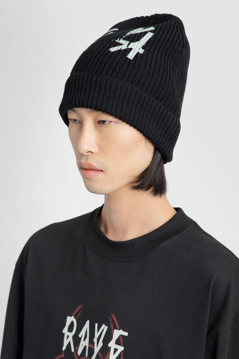 Antonioli 44 LABEL GROUP MAN BLACK HATS In Vendita