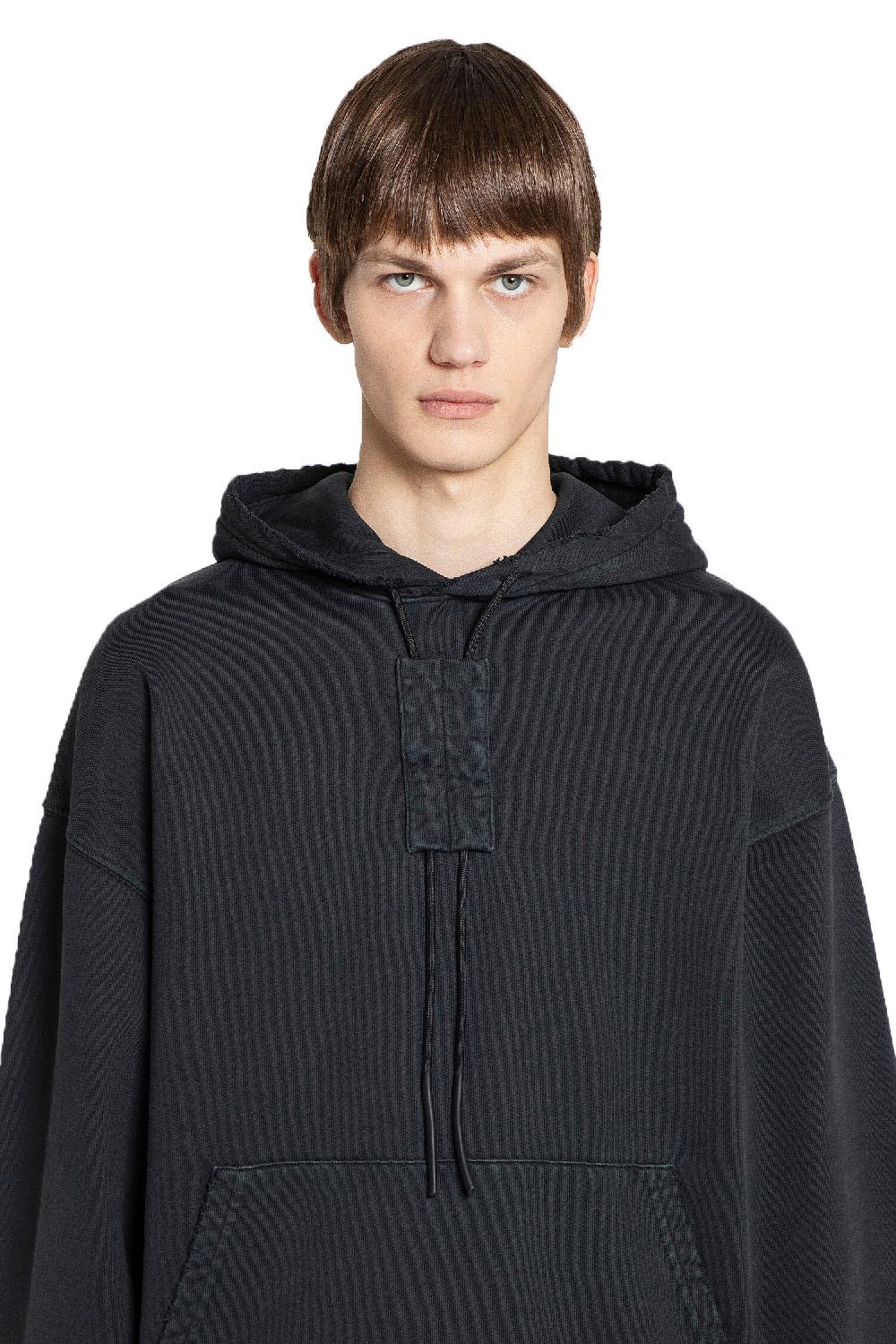 Antonioli 44 LABEL GROUP MAN BLACK SWEATSHIRTS Shopping Online