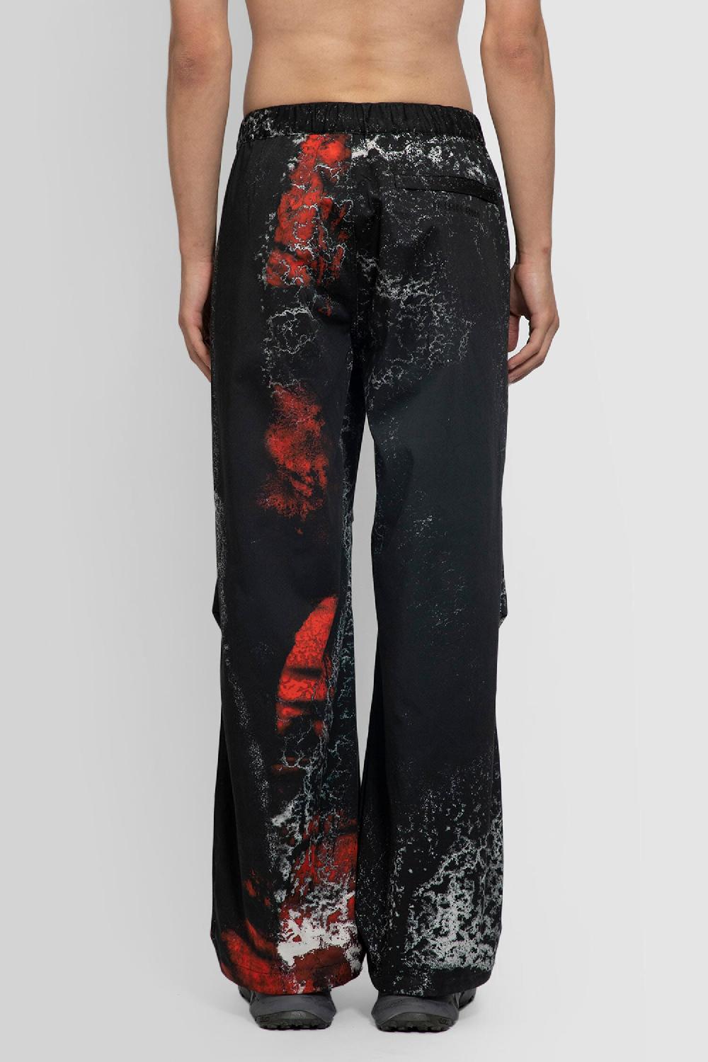 Antonioli 44 LABEL GROUP MAN BLACK TROUSERS Vendite Flash