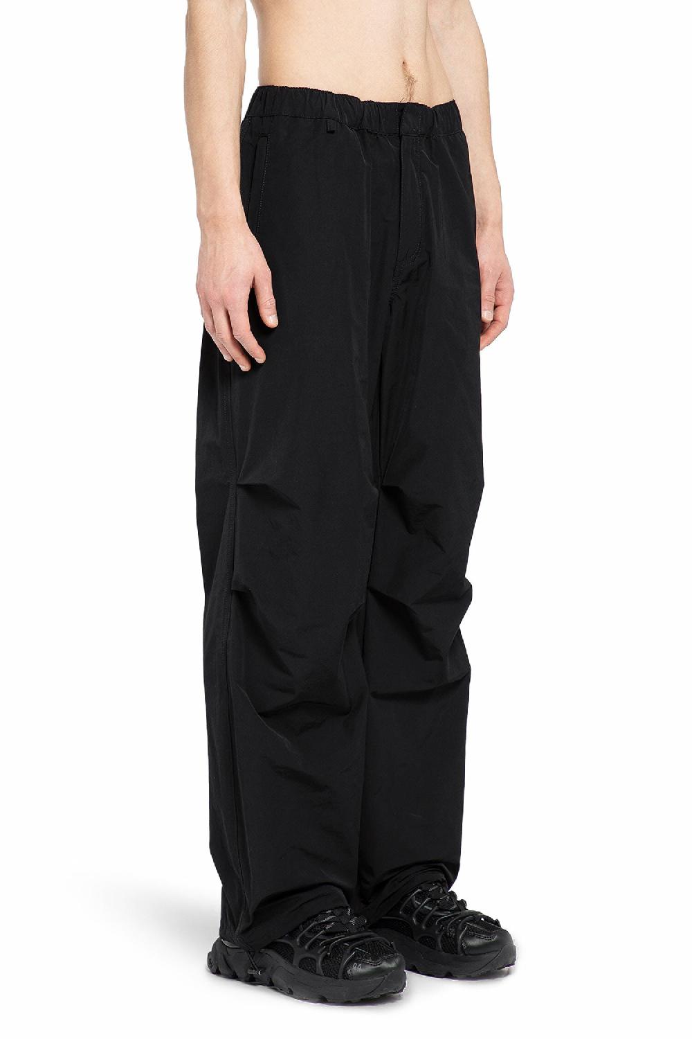 Antonioli 44 LABEL GROUP MAN BLACK TROUSERS Negozio