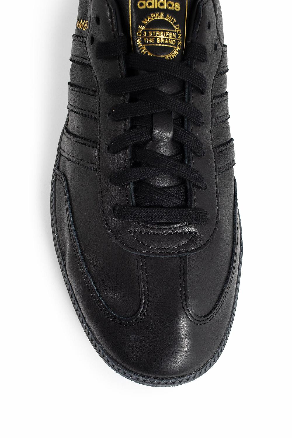 Antonioli ADIDAS MAN BLACK SNEAKERS Affare Del Giorno