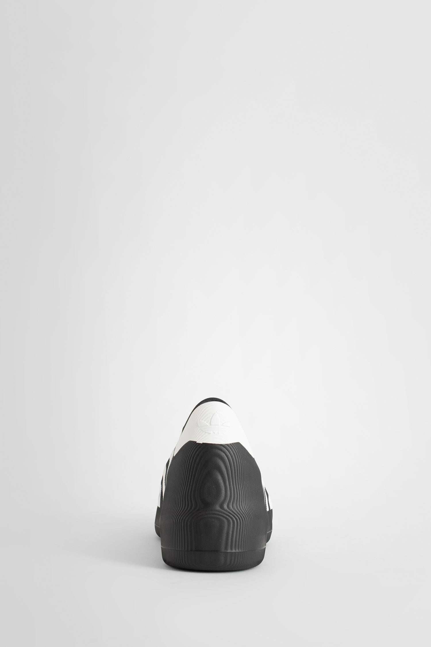 Antonioli ADIDAS UNISEX BLACK&WHITE SNEAKERS Qualità Garantita