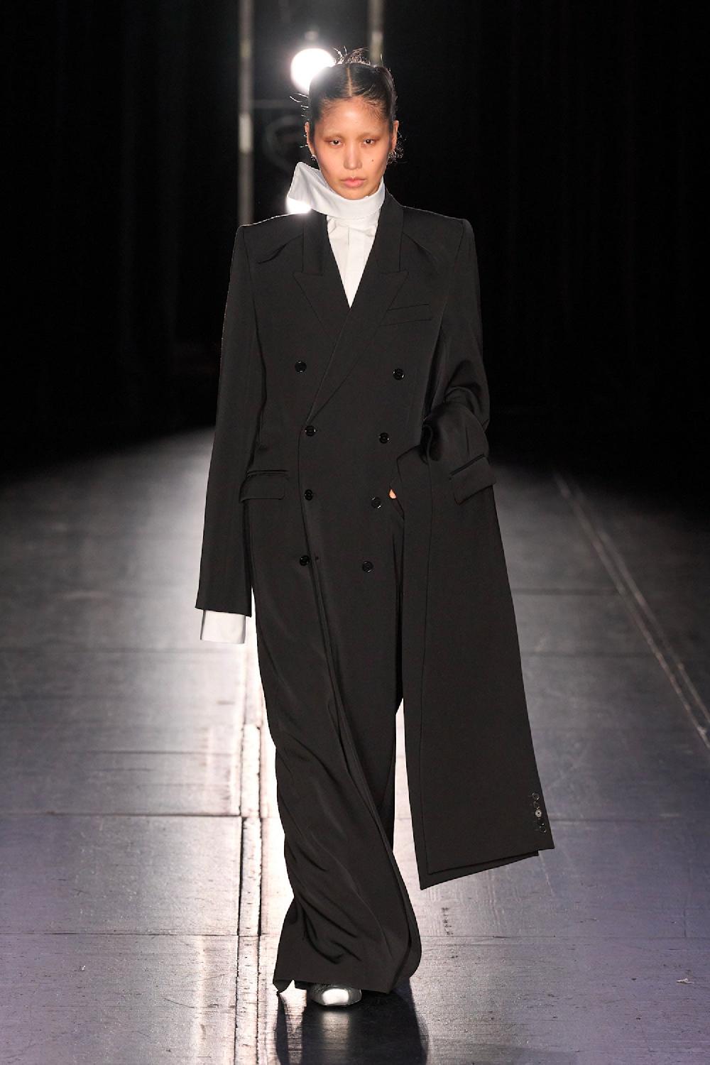 Antonioli ALAINPAUL WOMAN WHITE SHIRTS Qualità