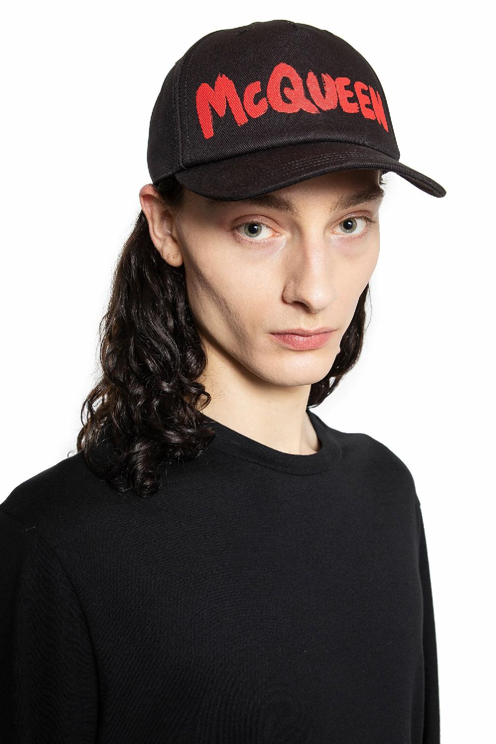 Antonioli ALEXANDER MCQUEEN MAN BLACK HATS Prezzo Ridotto
