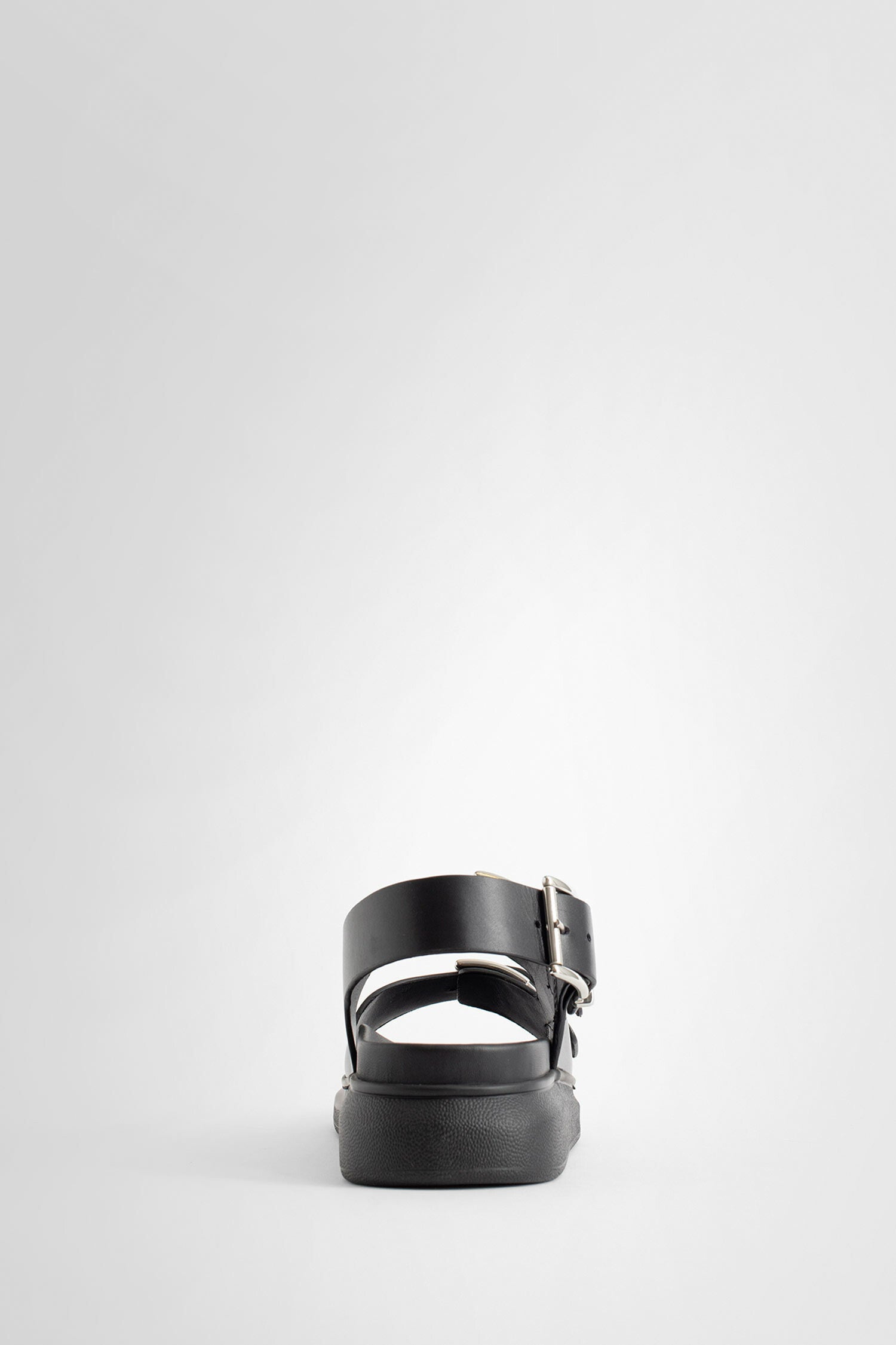 Antonioli ALEXANDER MCQUEEN MAN BLACK SANDALS & SLIDES In Vendita