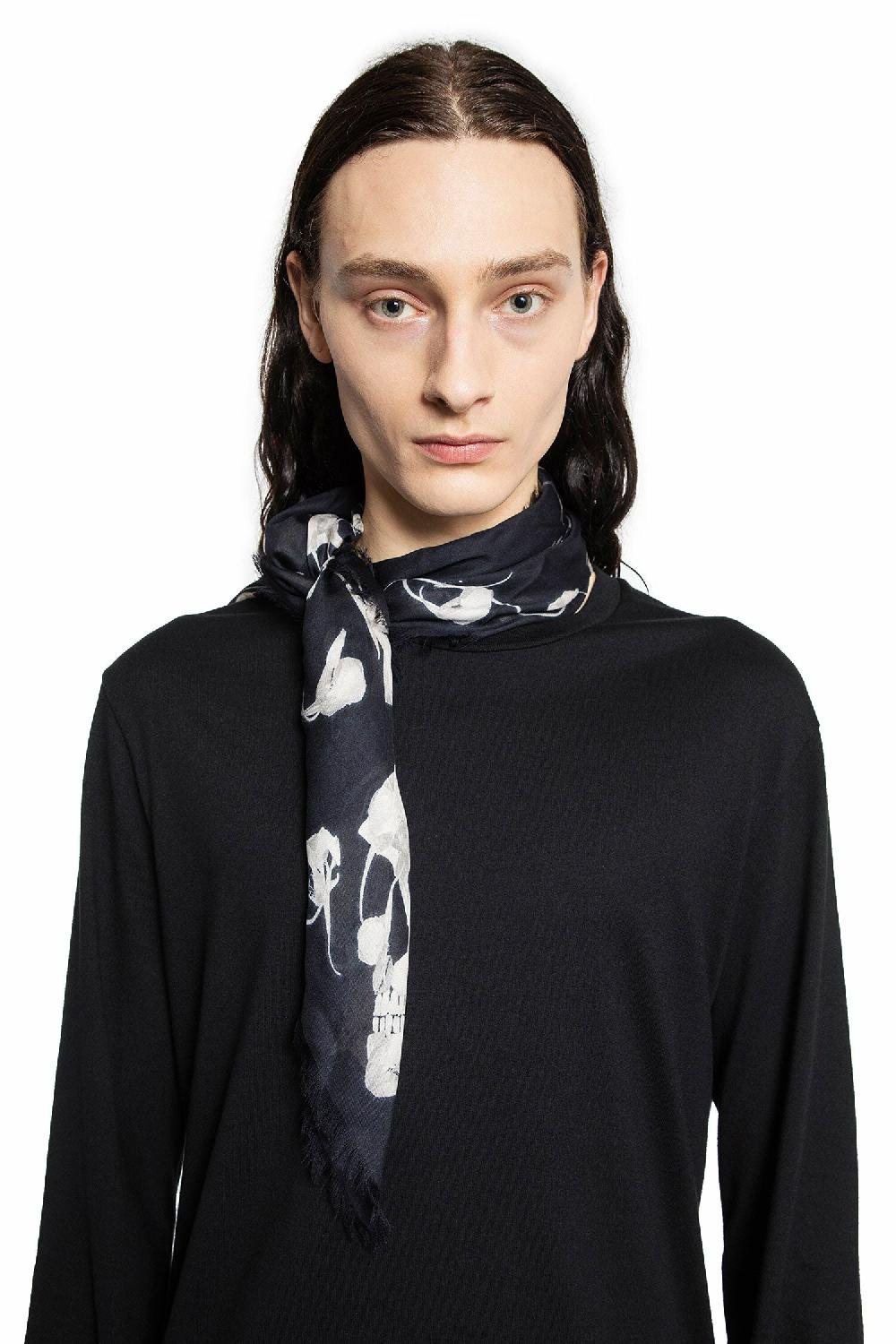 Antonioli ALEXANDER MCQUEEN MAN BLACK&WHITE SCARVES Sottocosto
