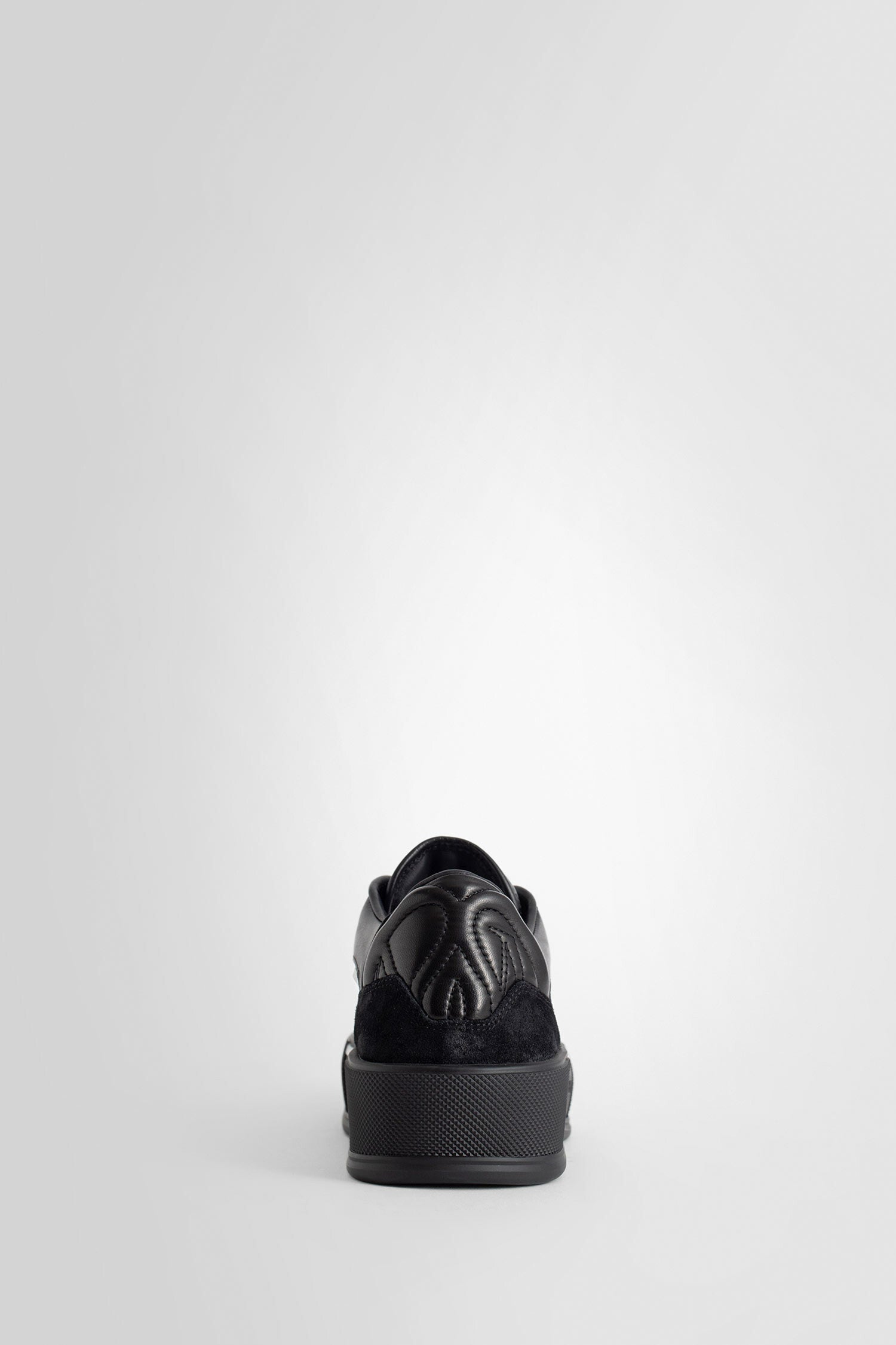 Antonioli ALEXANDER MCQUEEN MAN BLACK&WHITE SNEAKERS Novità