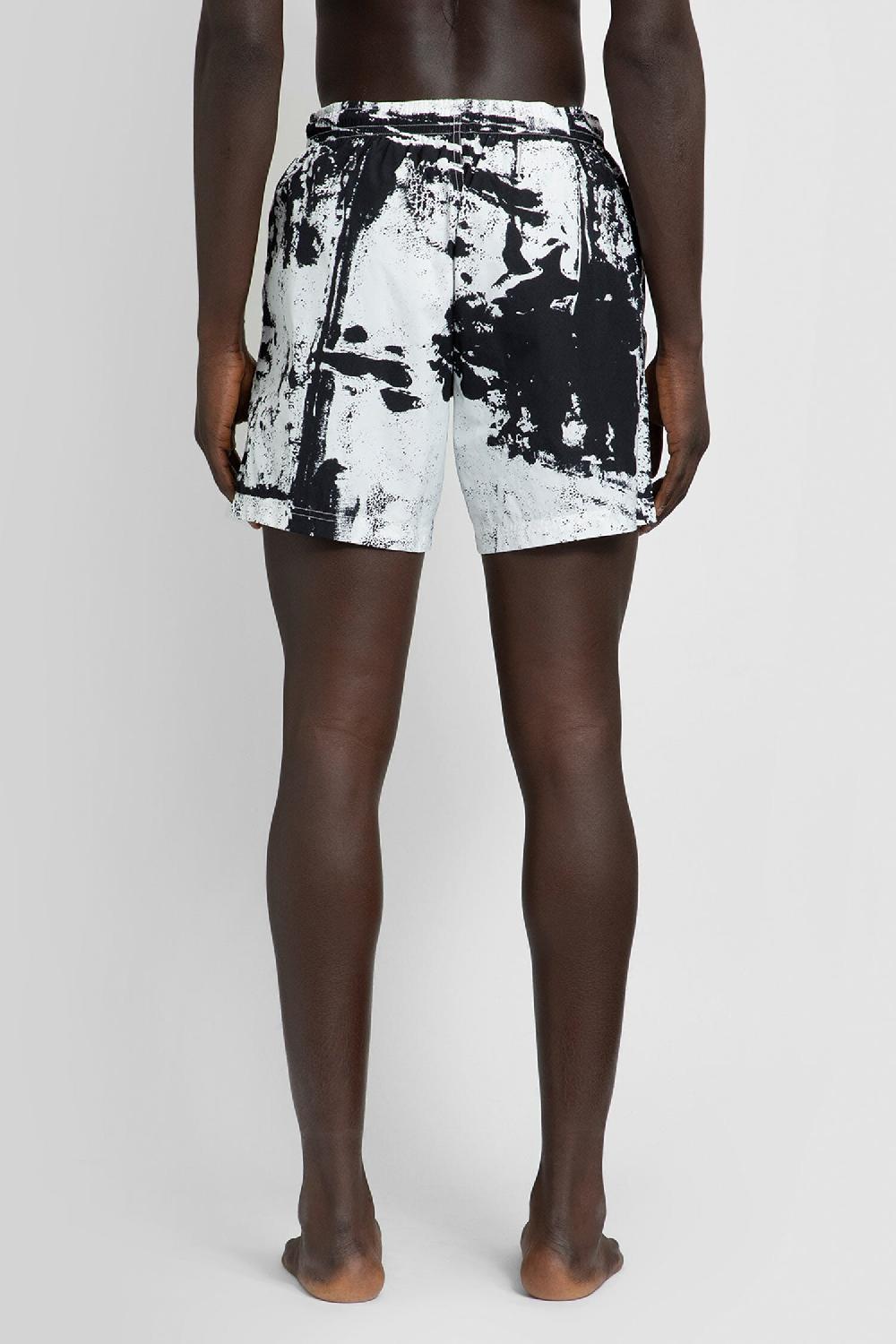 Antonioli ALEXANDER MCQUEEN MAN BLACK&WHITE SWIMWEAR Sconto