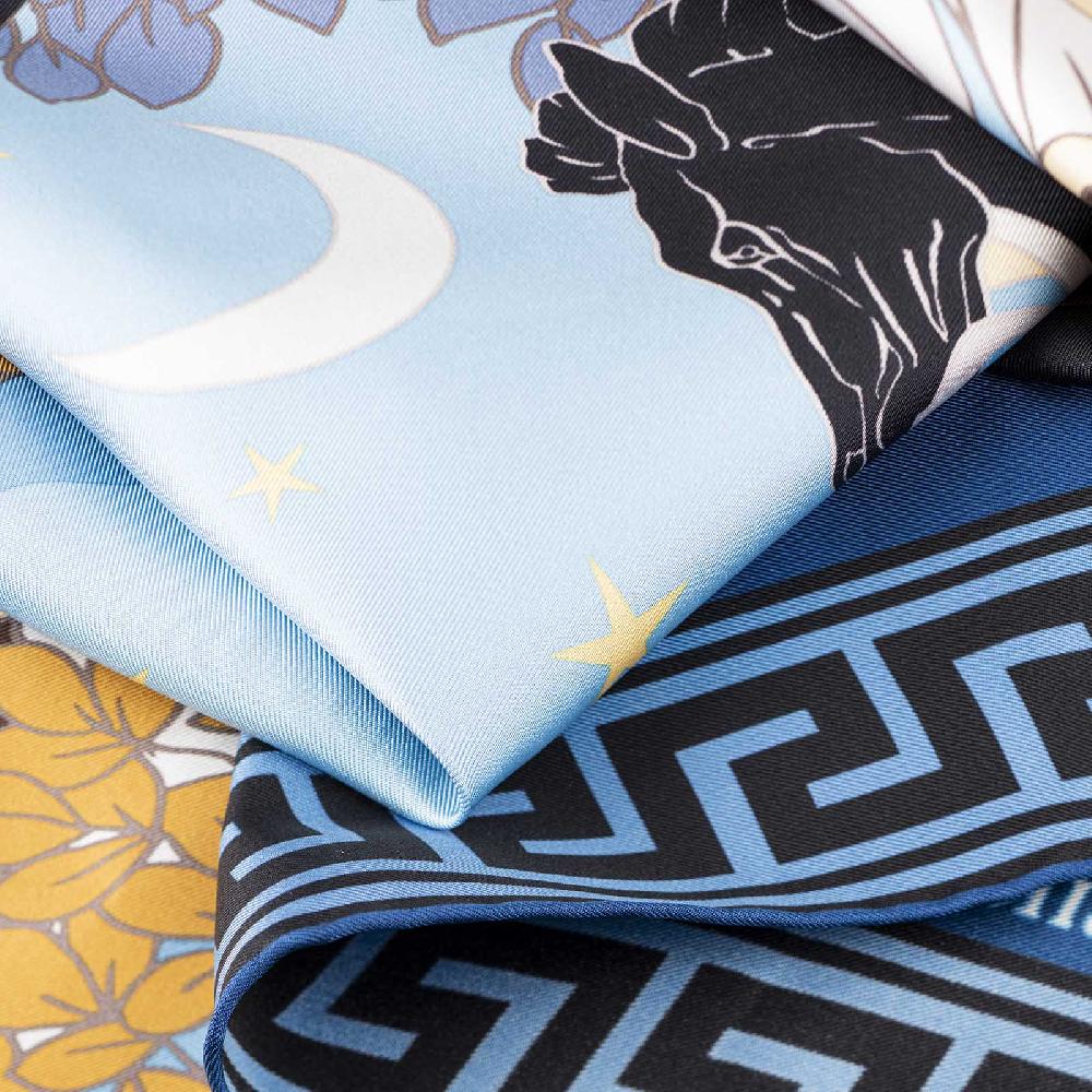 Rubinacci Foulard Artemide e Apollo indaco Promozione Limitata